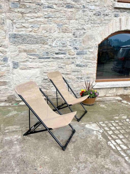Tom Rocky'S Farmyard Villa Templemore Ngoại thất bức ảnh