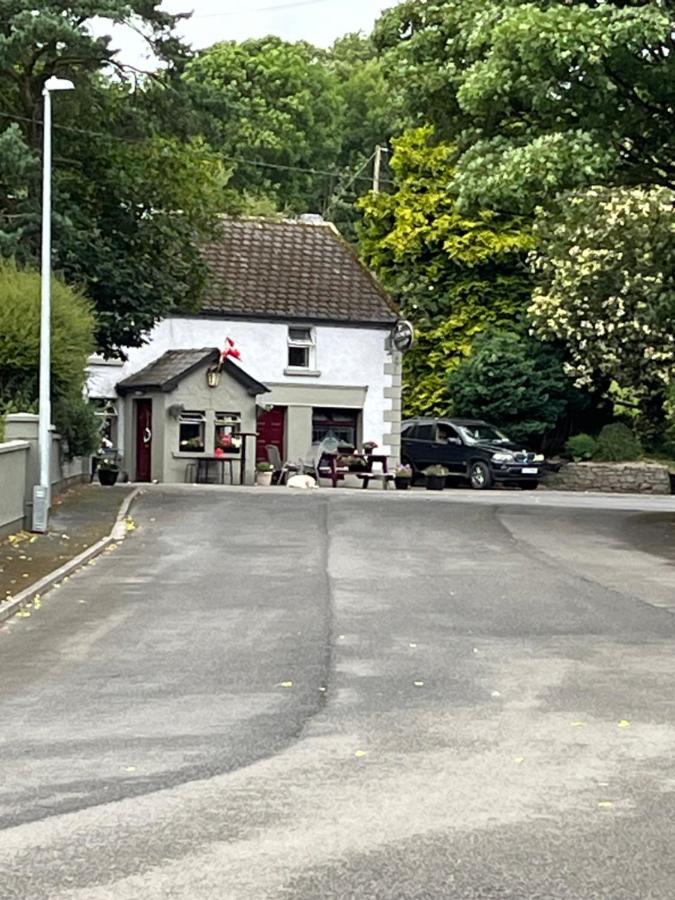 Tom Rocky'S Farmyard Villa Templemore Ngoại thất bức ảnh
